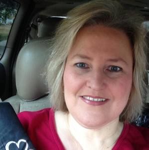 Meet your Posher, Connie